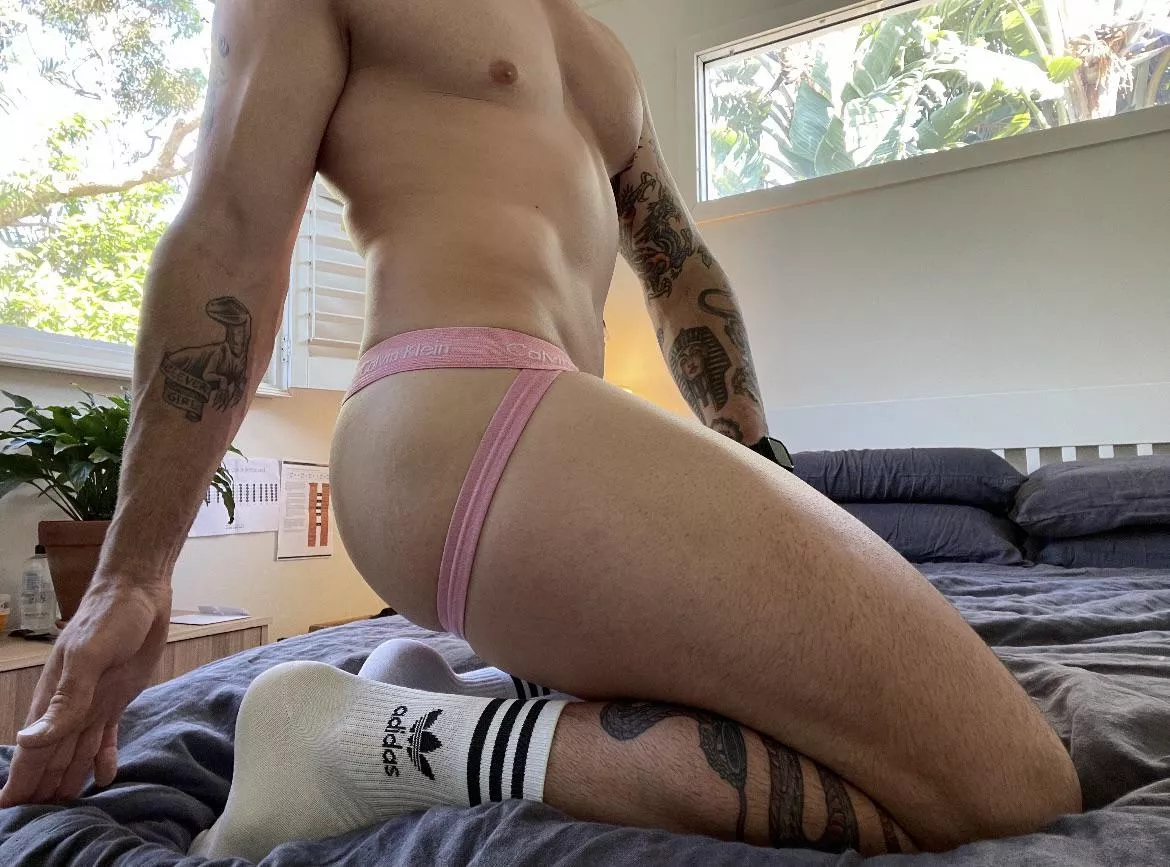 Pretty Pink 💗 posted by Thickboi93
