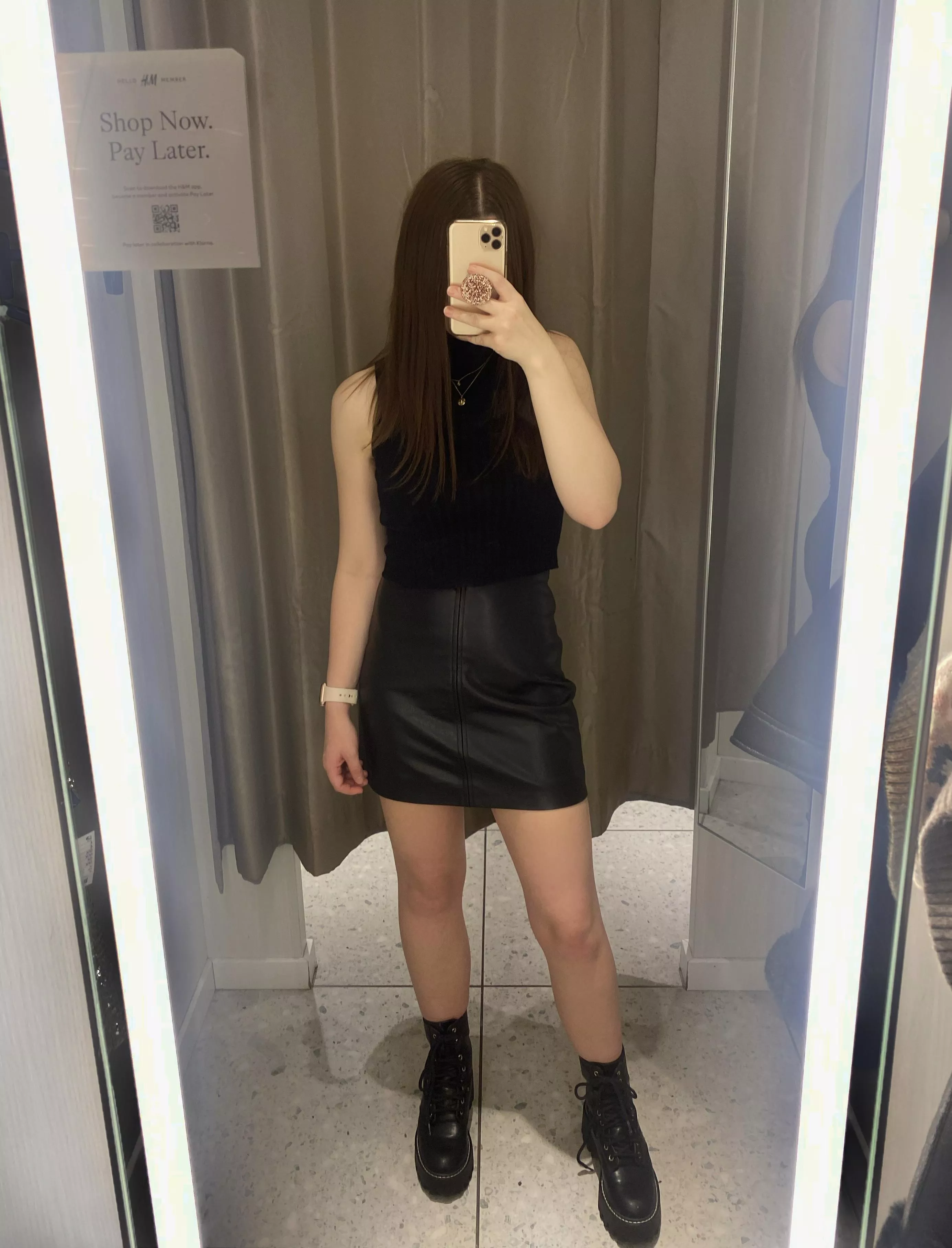 The dreamiest skirt 🖤 posted by Jadedjesss