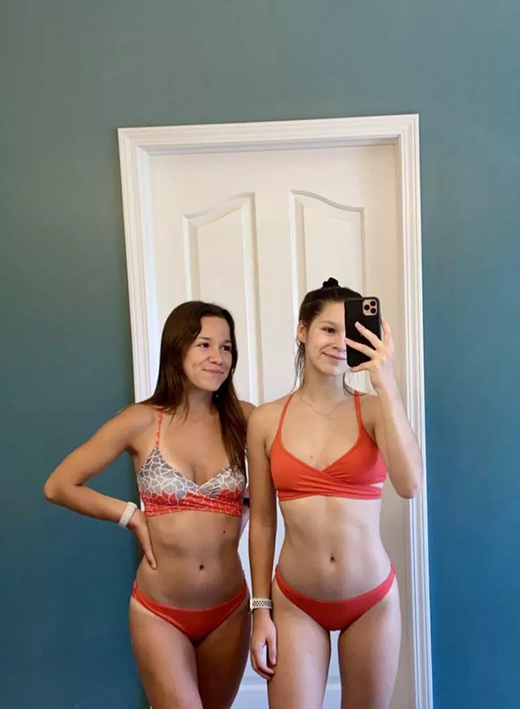 Tight twins (IUTR) posted by Odd_bitsandbobs_1