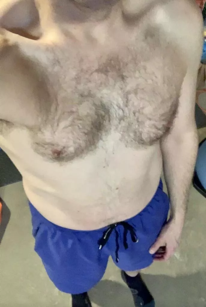 Who wants to help me stretch after my run posted by KJ13116