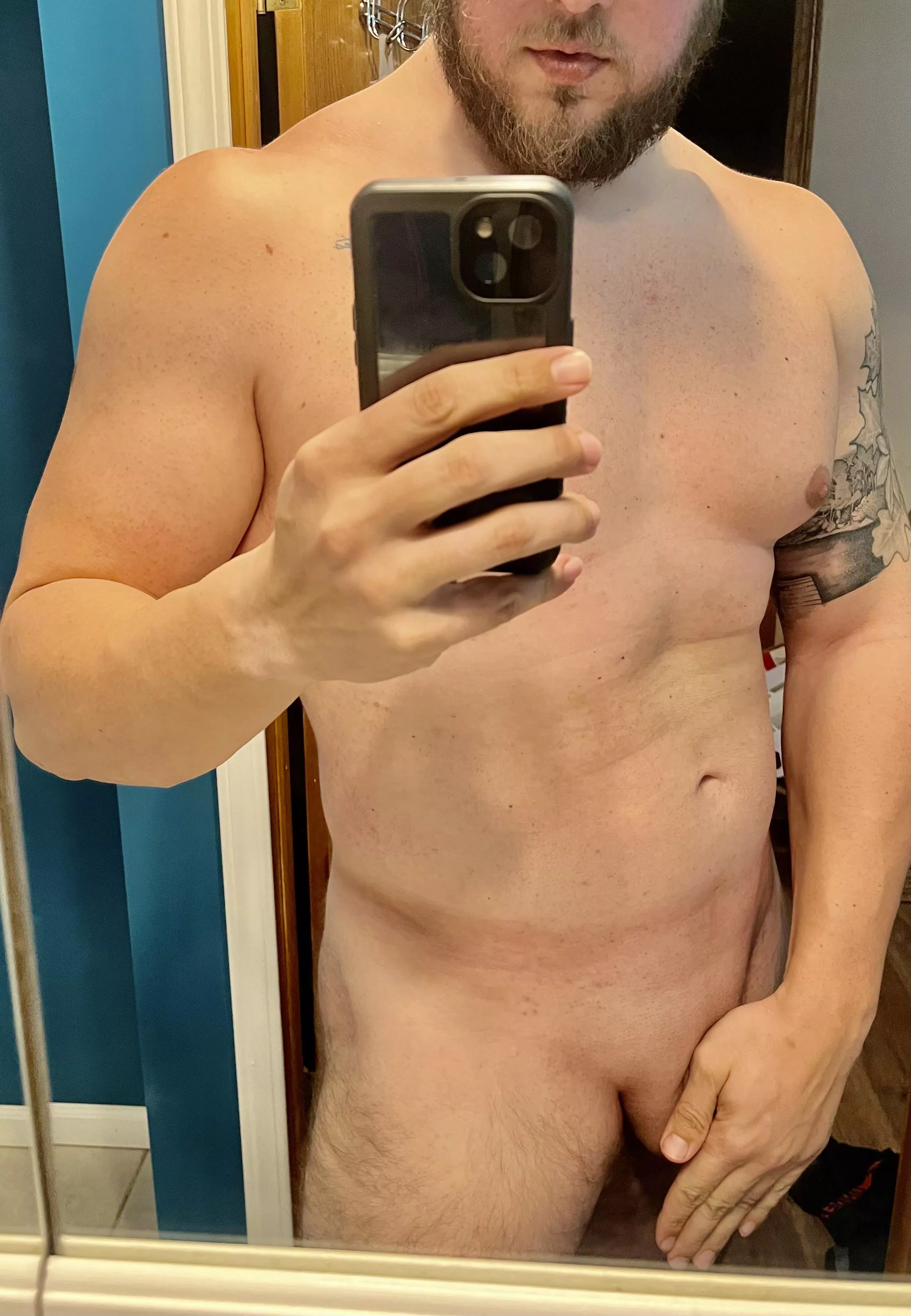 Wouldn’t you like to know what I’m hiding? posted by Country-Boy1990