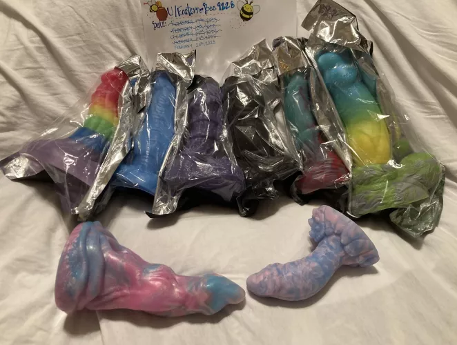 [WTS] Pretty Dragons & Indie Sculptures for Adoption (Free shipping for USA with bundles) by Eastern-Bee9228