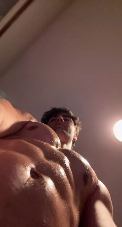 20 m US jock bored as hell w friends. Any Arab alphas wanna roleplay and use this white muscle? Snap: jaager.zwaag by More-Equivalent3883