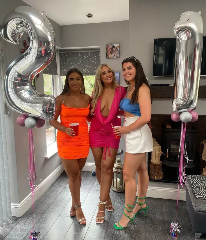 21 🎉🎉🎉 posted by Chaturbater1