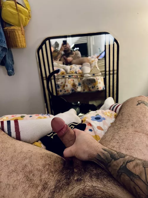 [28] Anyone want a bromance? DM me. by AssociationFull6739