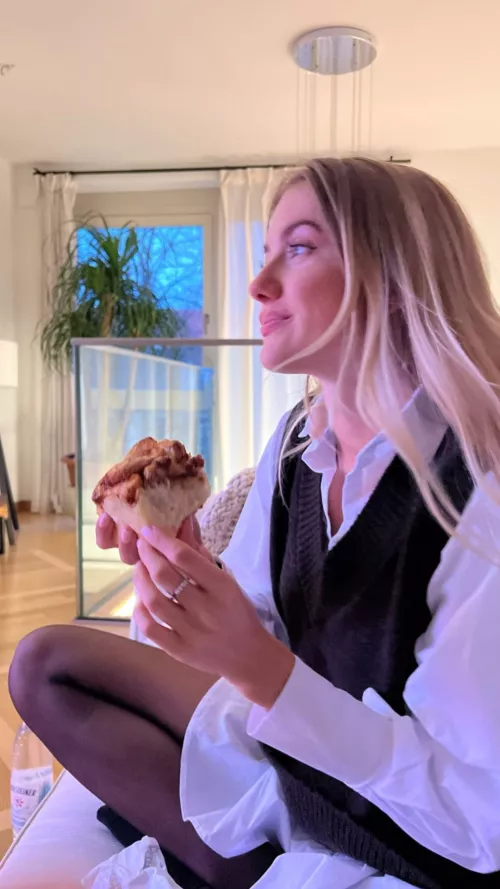 Alica Schmidt by ServantToSuperiors