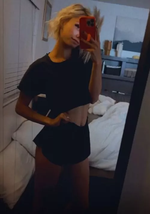 Am I cute? 🥰 by aria_adams