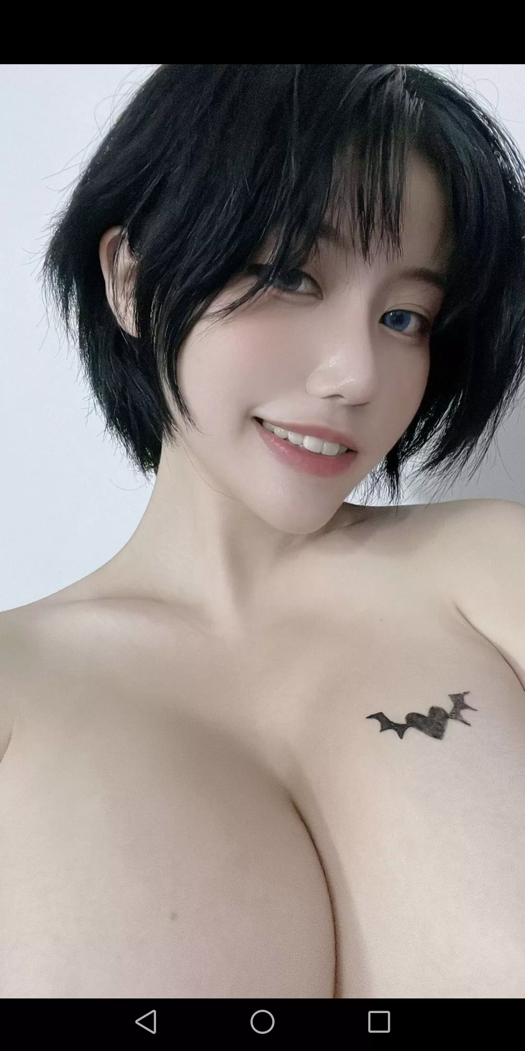 anybody know her name, or social? posted by TheSecondPole