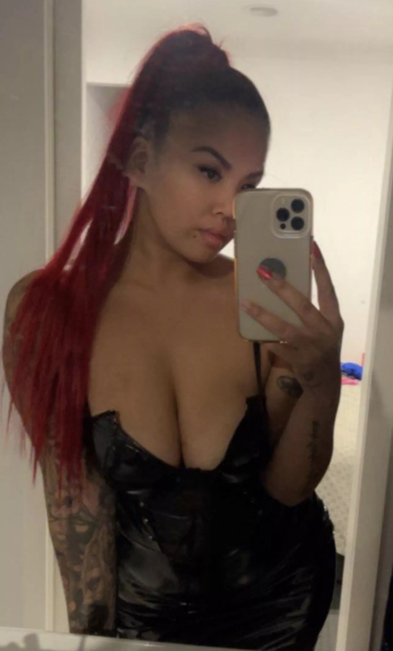 Busy Asian from Australia 🇦🇺😏 posted by Red_harlotte