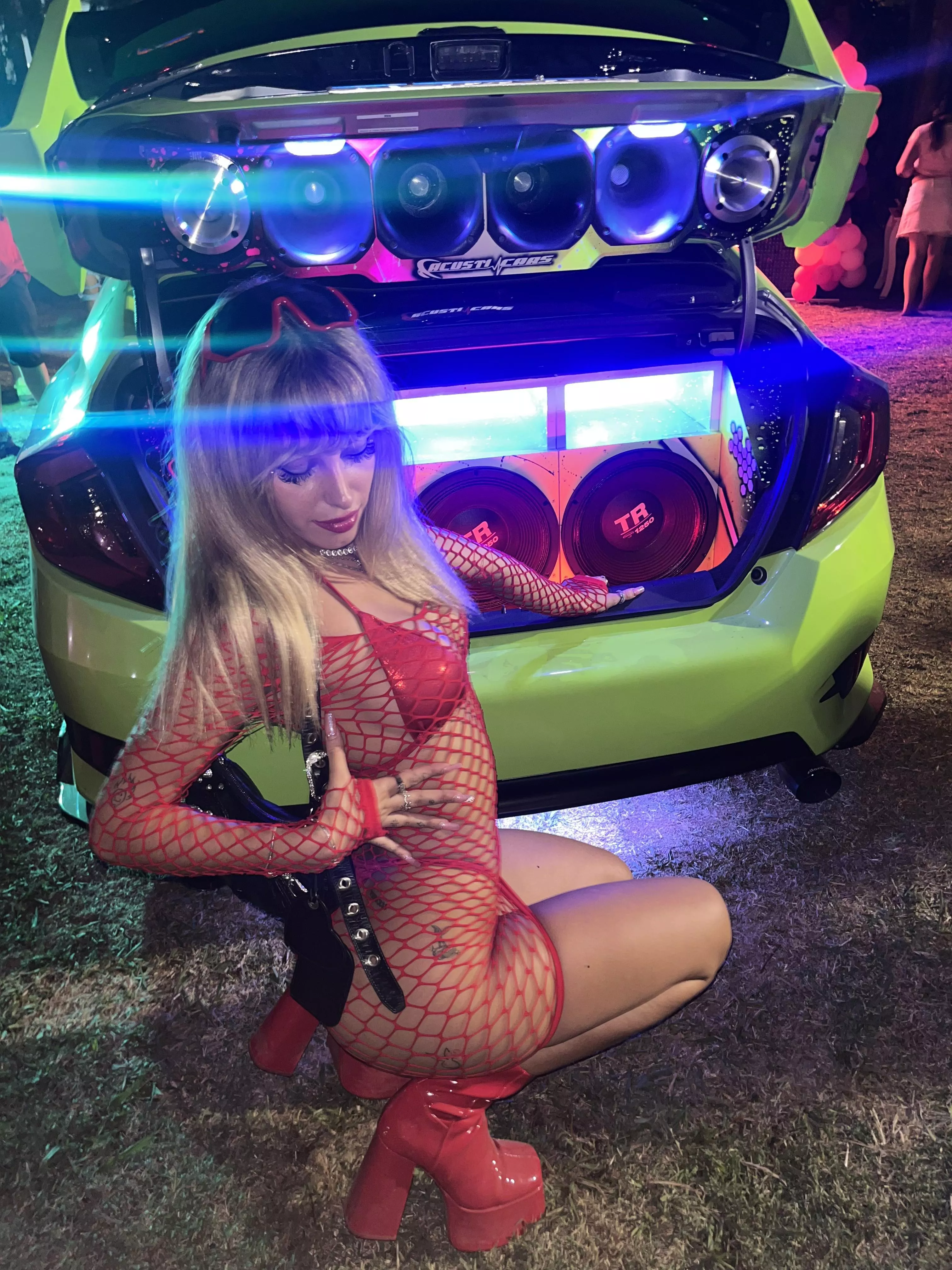 Can I bounce on your cock real quick? posted by OnlyJulianaa