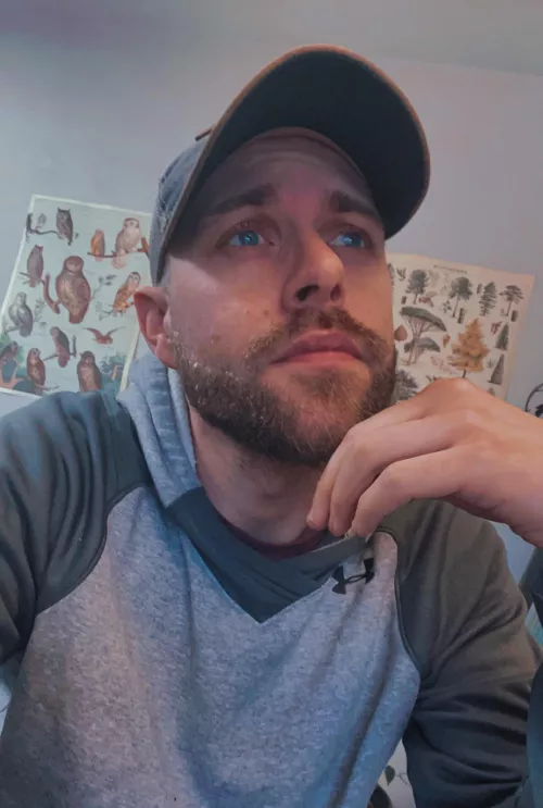 Come chill with me on this rainy day by draynan