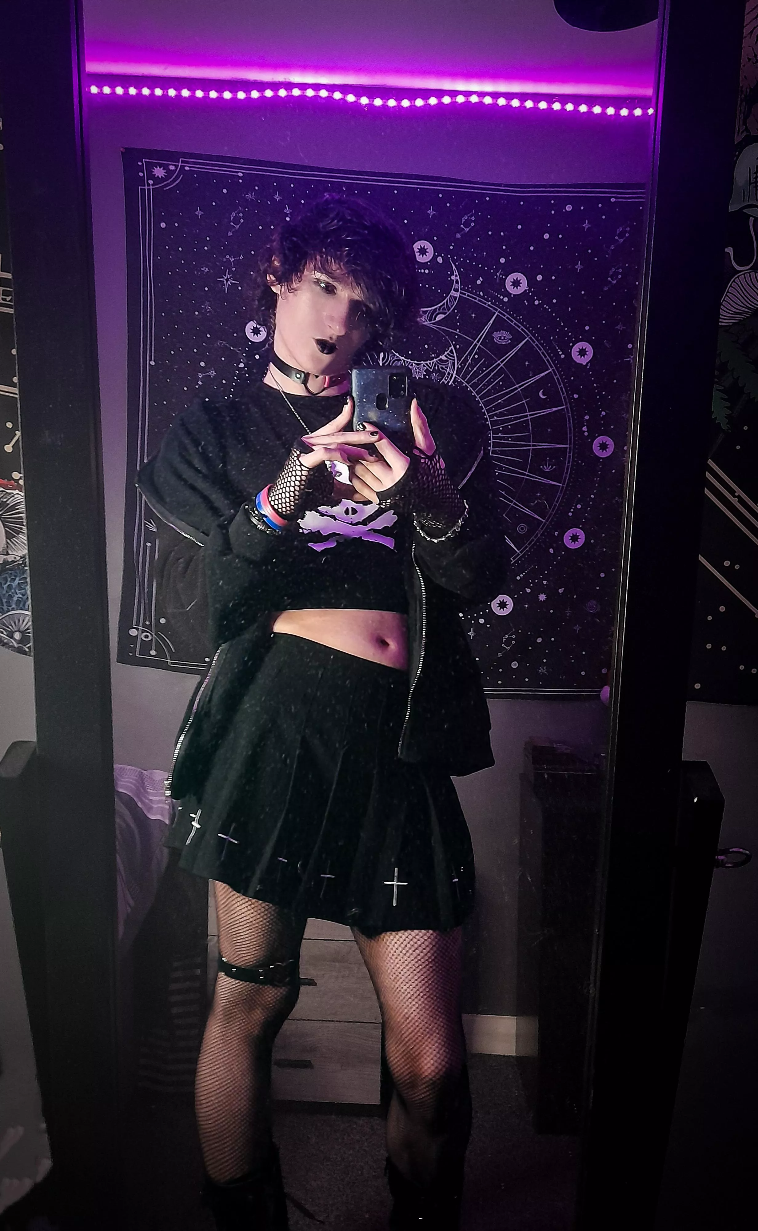 Going public today for the first time! How's my outfit? 🖤 posted by Aura_is_questioning