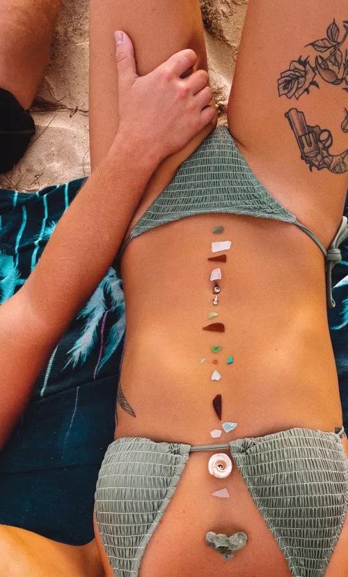 holding on by milledtommy