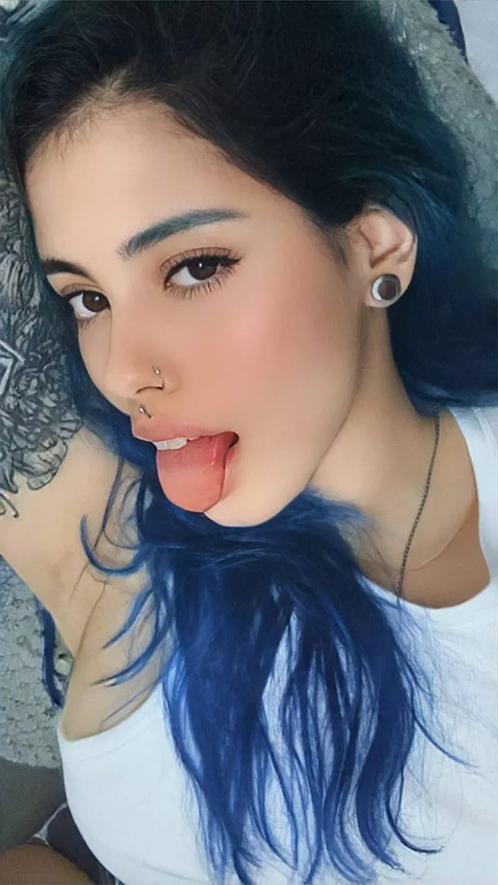 I could be in your plans tonight, babe😏 posted by BeguilingBeauty