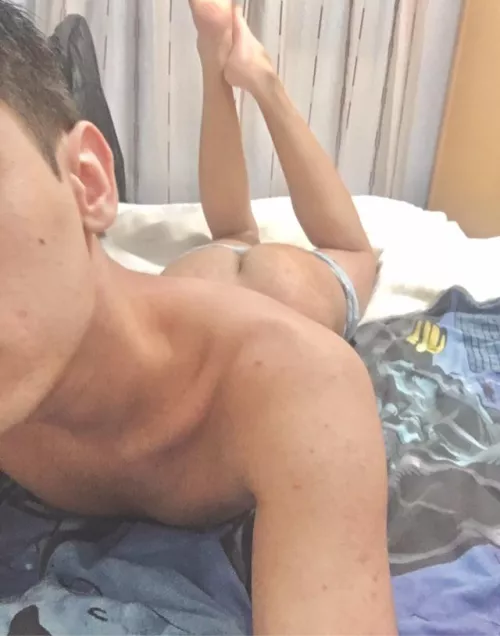 I want to b filled so badly by emidelrey