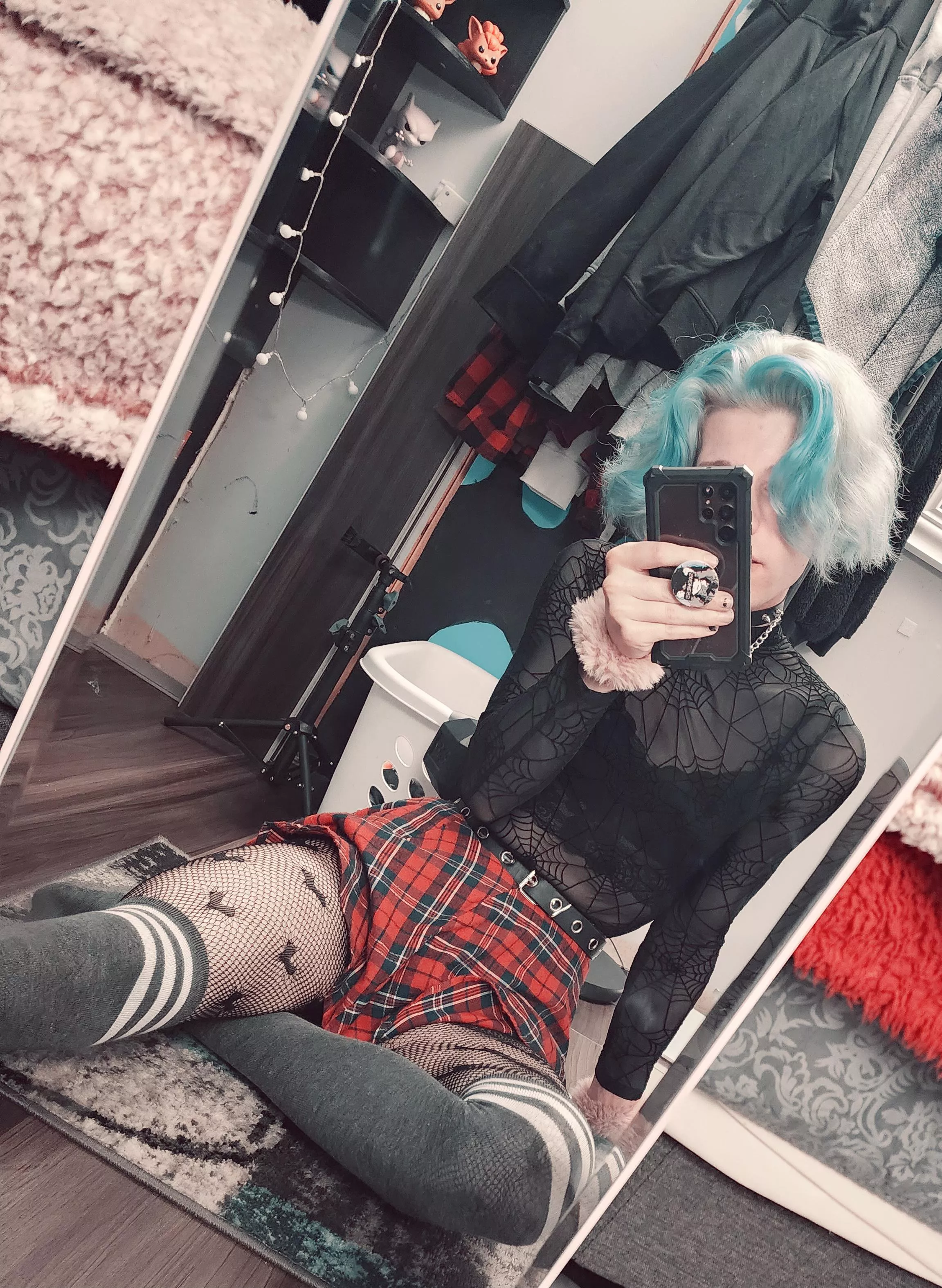 If you are reading this you are obligated to make me chicken nuggets 🥺 posted by Electronic-Load-3145