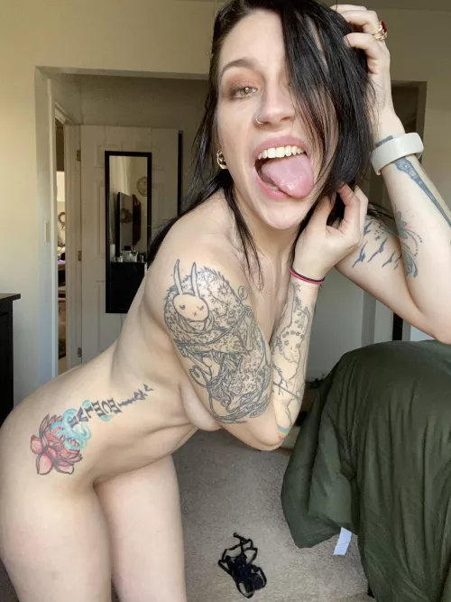 Just a quickie before i jump in the shower. by OhHeySterling