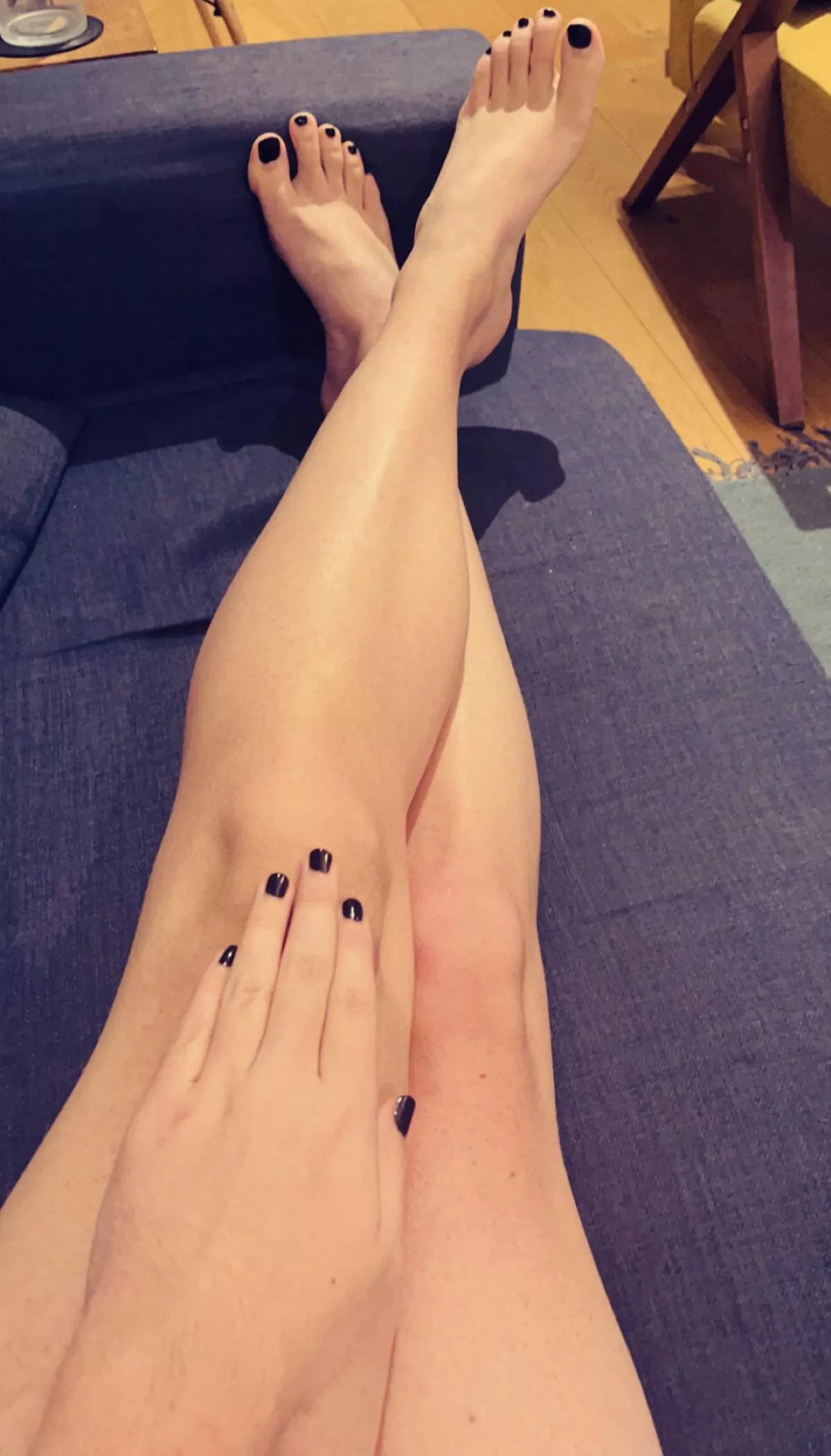 Love it when my nails are matching 🥰 posted by taylorlily_2023