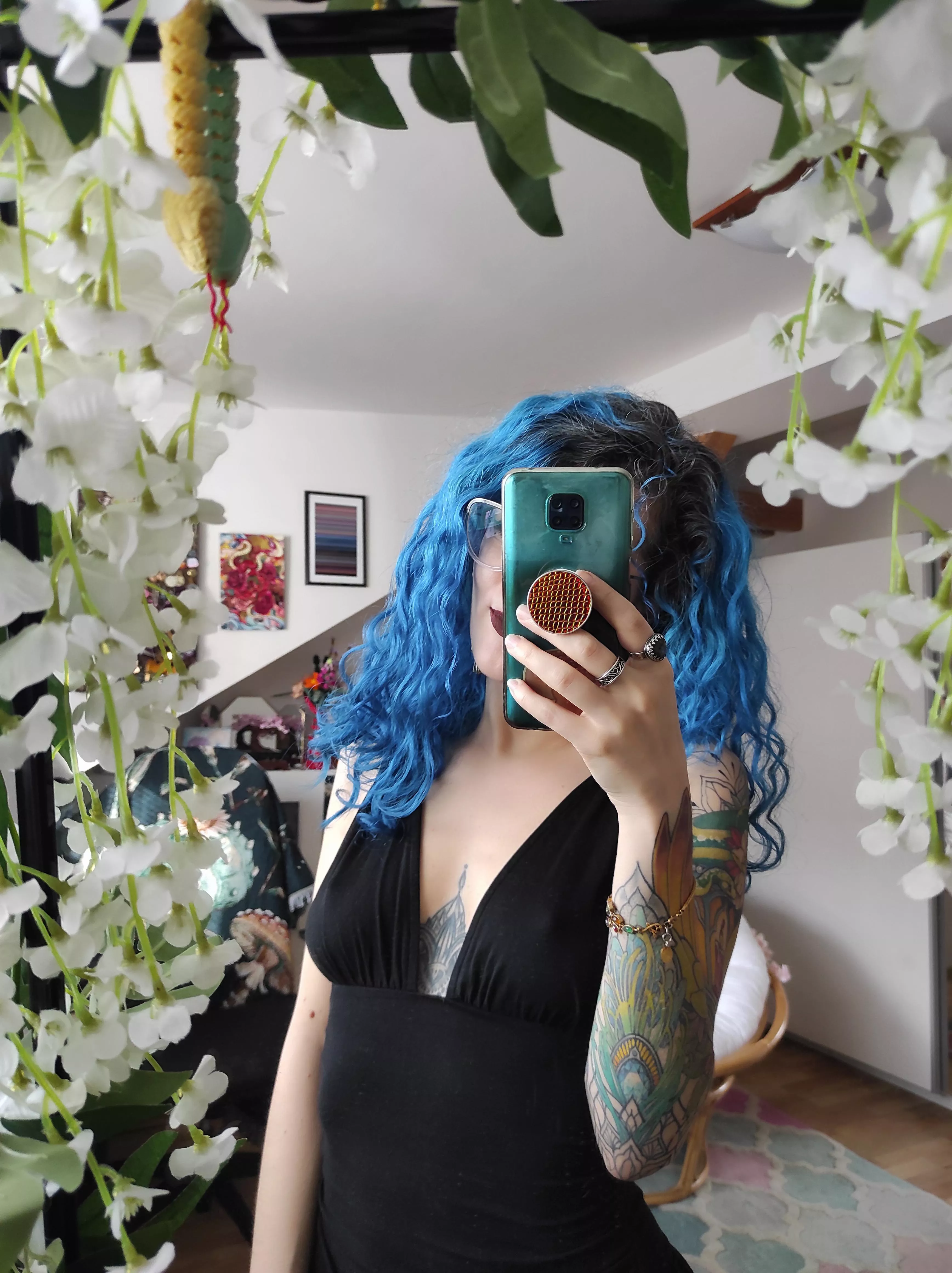 my favourite dress wouldn't look the same with a bra posted by Haelle