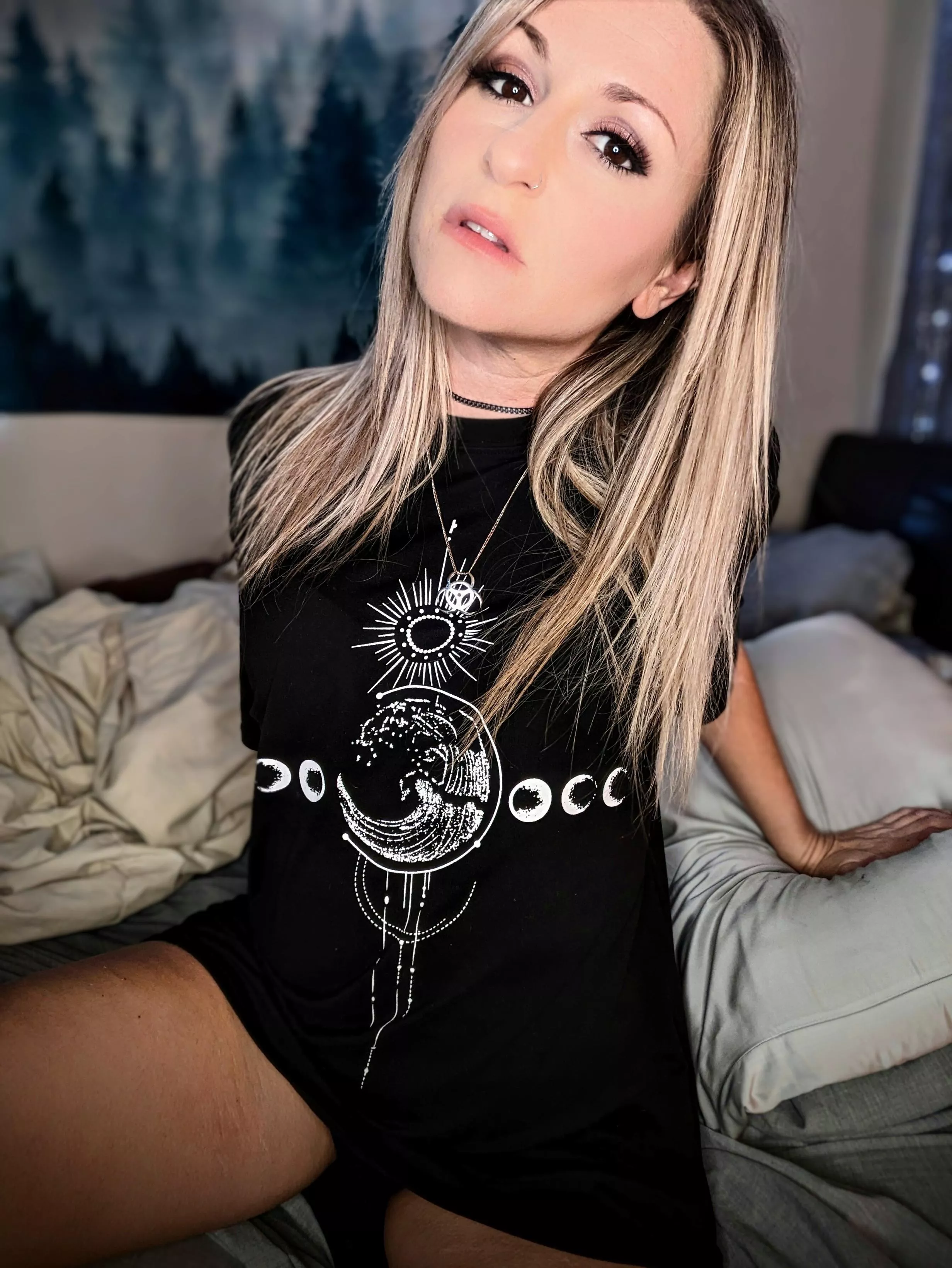 oversized t shirts are my jam[F] posted by visual_hazard