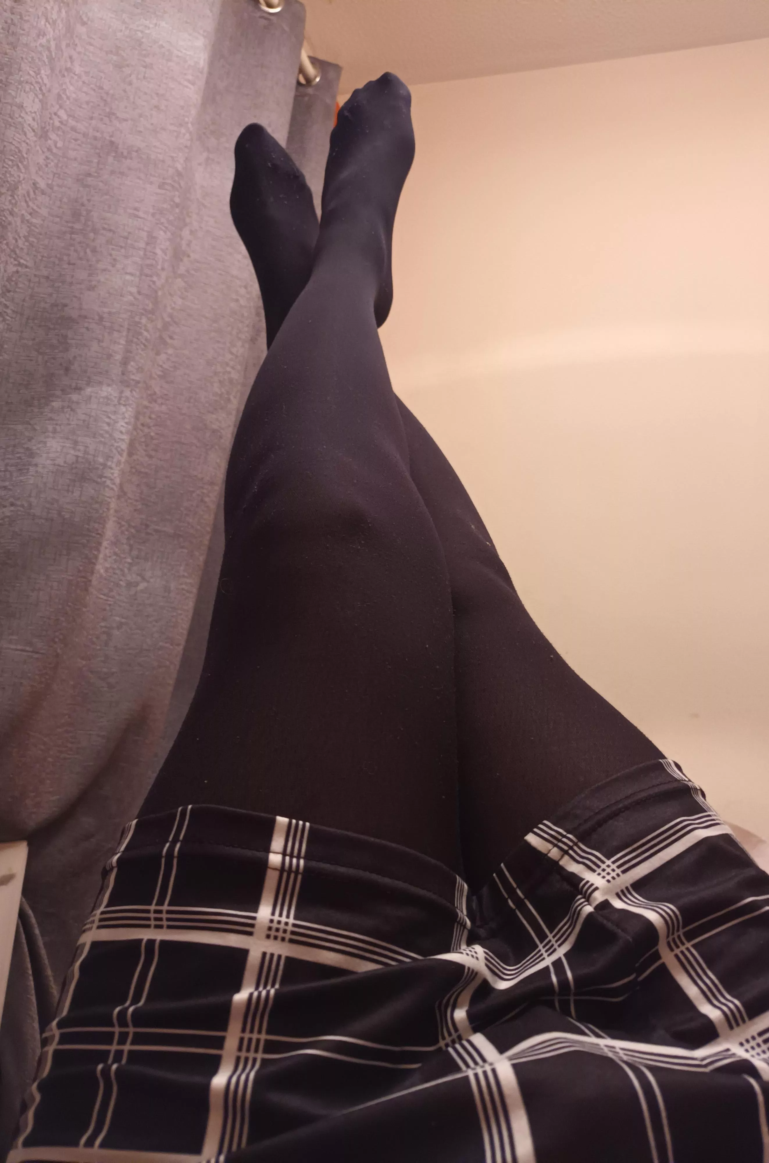 rate my legs 1-10! posted by Jvans99