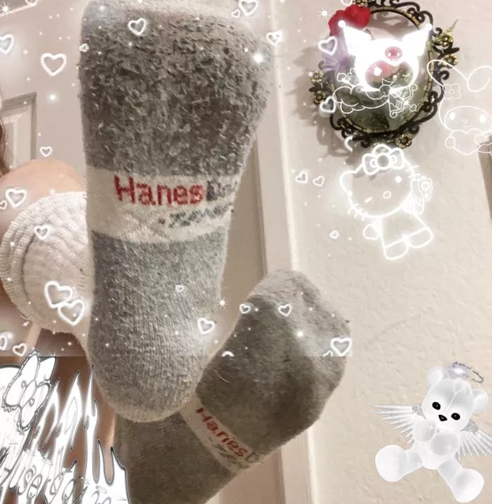 [selling] Bend me over in these🖤 SUPER SWEATY ones and more! Free trial below posted by SlutSellingSocks