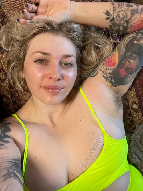 Show me yours and you can see mine by lucia_swings