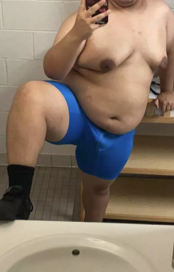 So bored at work 😩 posted by Chubbycub7