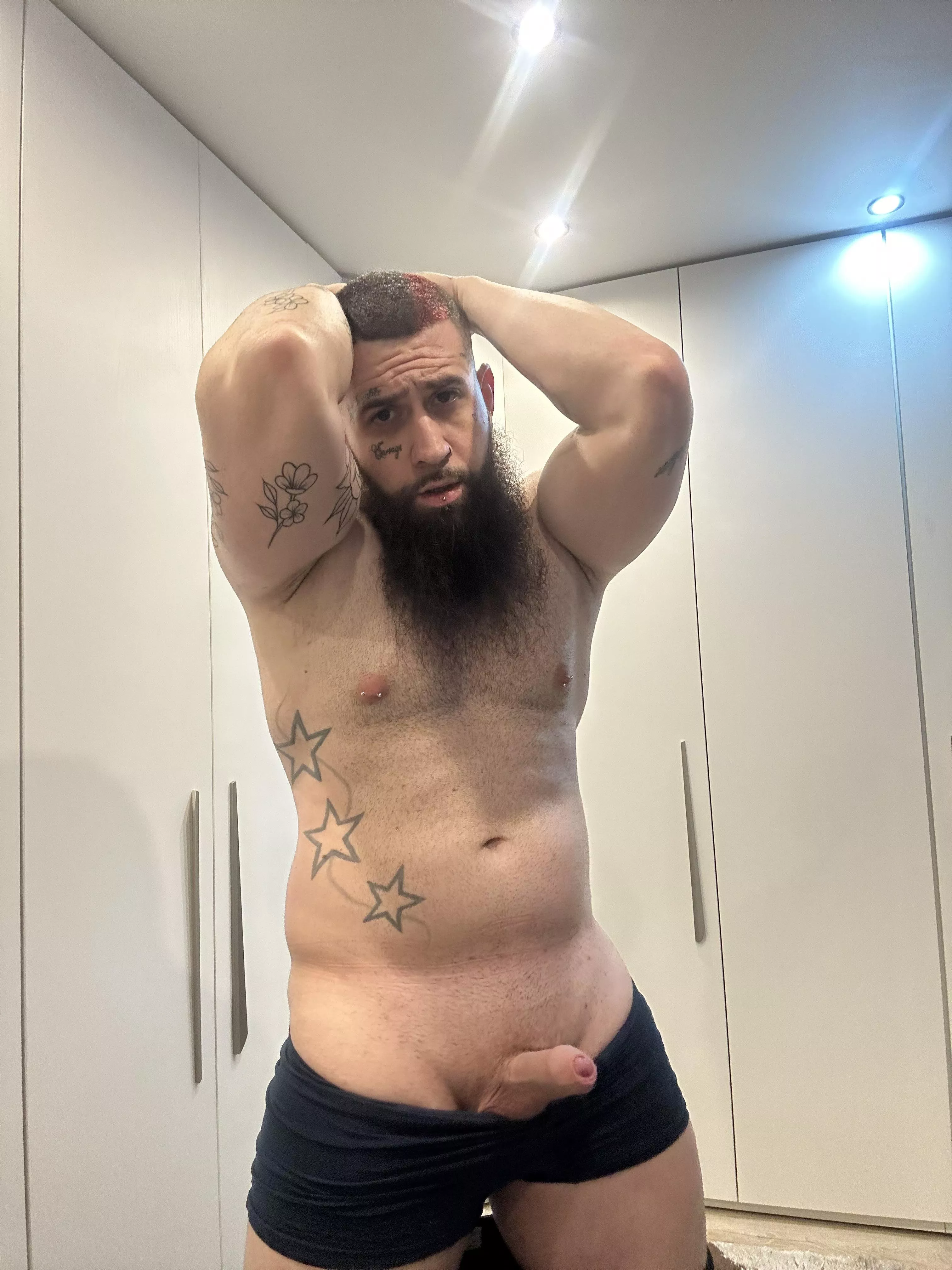 Take it off posted by Diamantehot