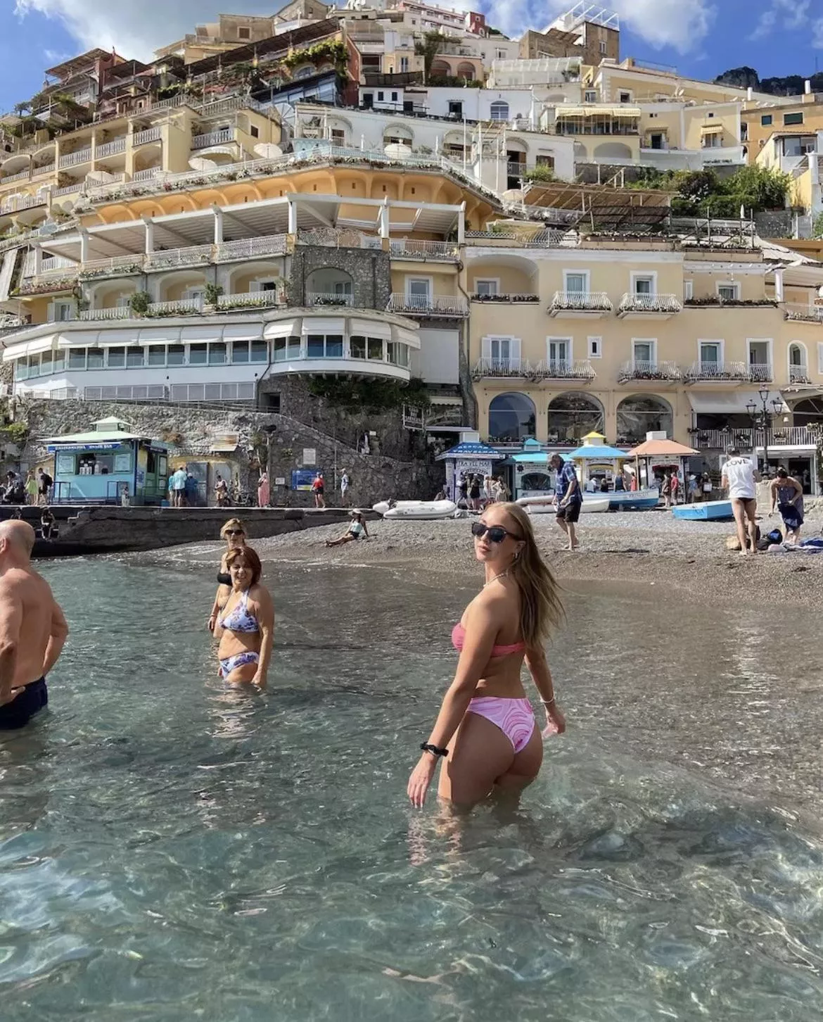 We all love a holiday chav don’t we? posted by centralConnect1