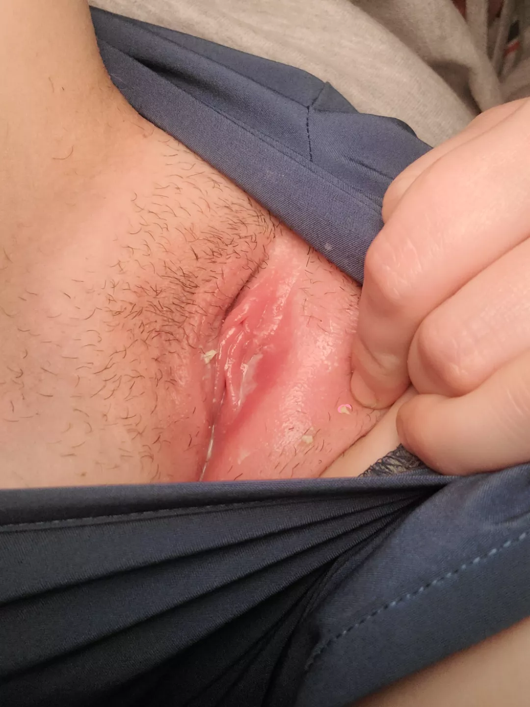 wish someone was eating me out while I play video games 😈🥵 posted by Loud-Medicine-2646