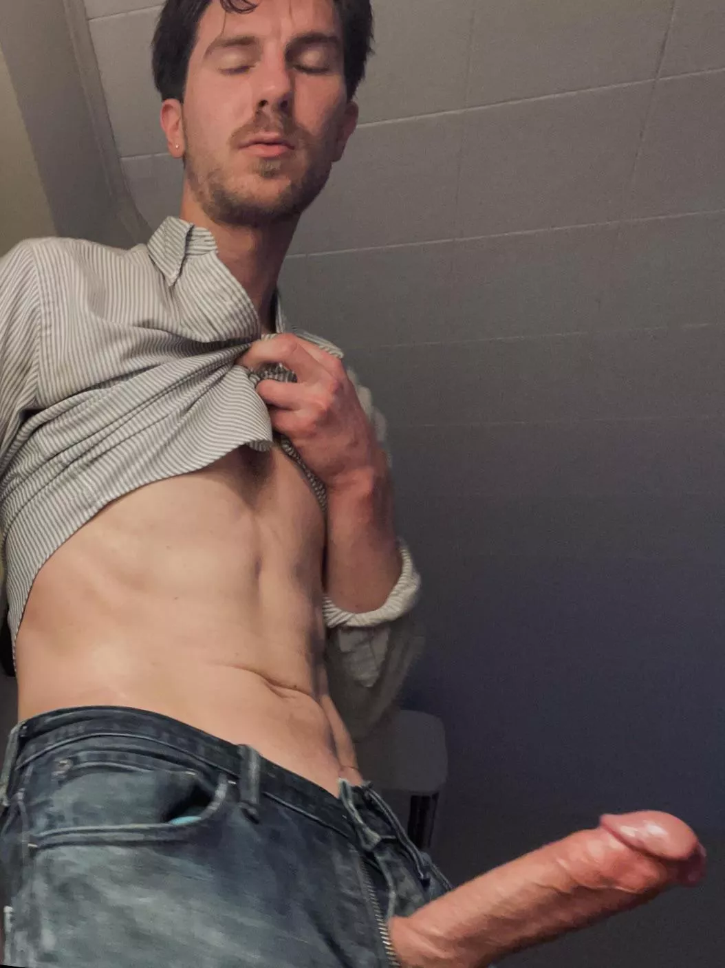 Would you pull this out of your boss’s pants? posted by hhungdaddy