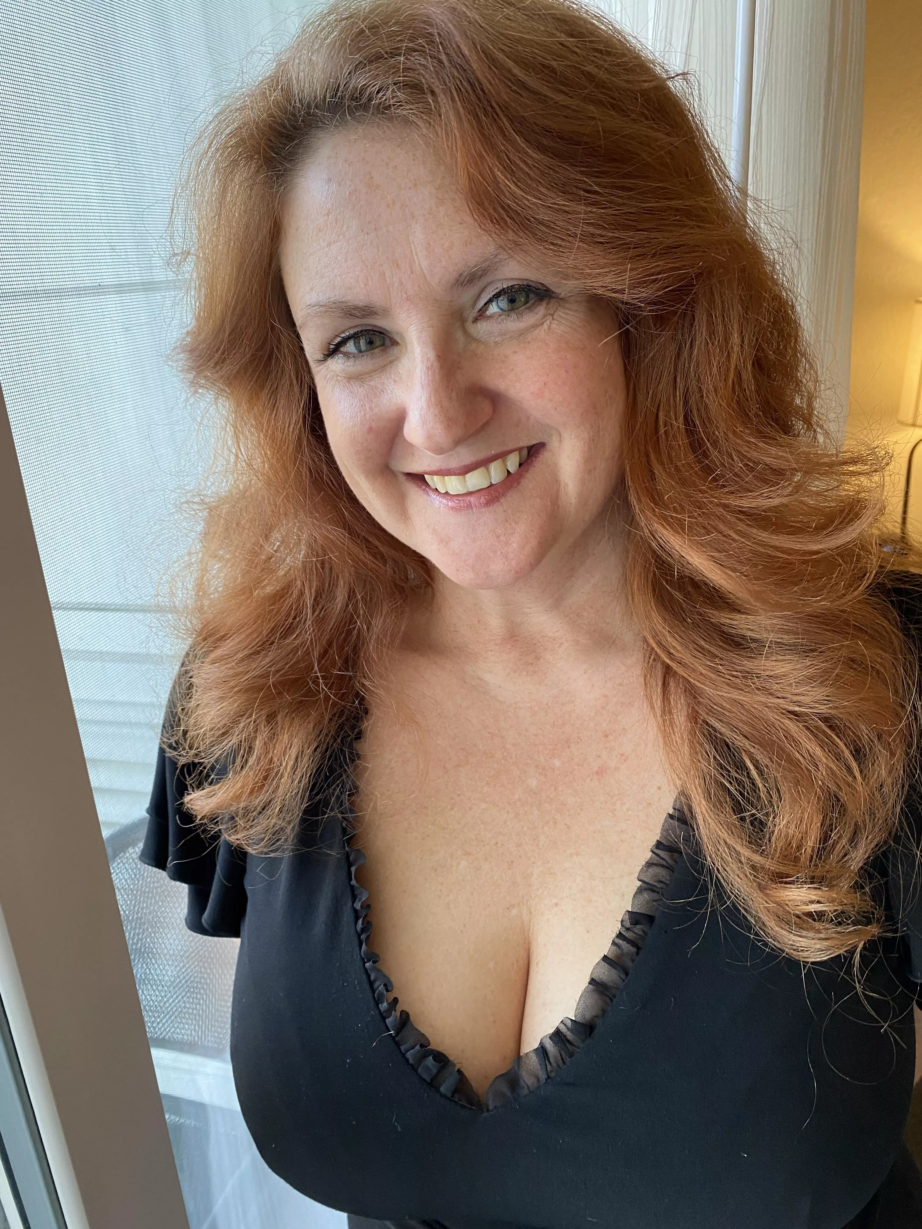 You can let your eyes wander. posted by AlwaysAtPlay