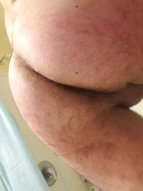 29 [m4m] Straight uc looking to jerk/cum with a muscular dude before work. Snap: strcurious2021 by Str8CuriousCAN