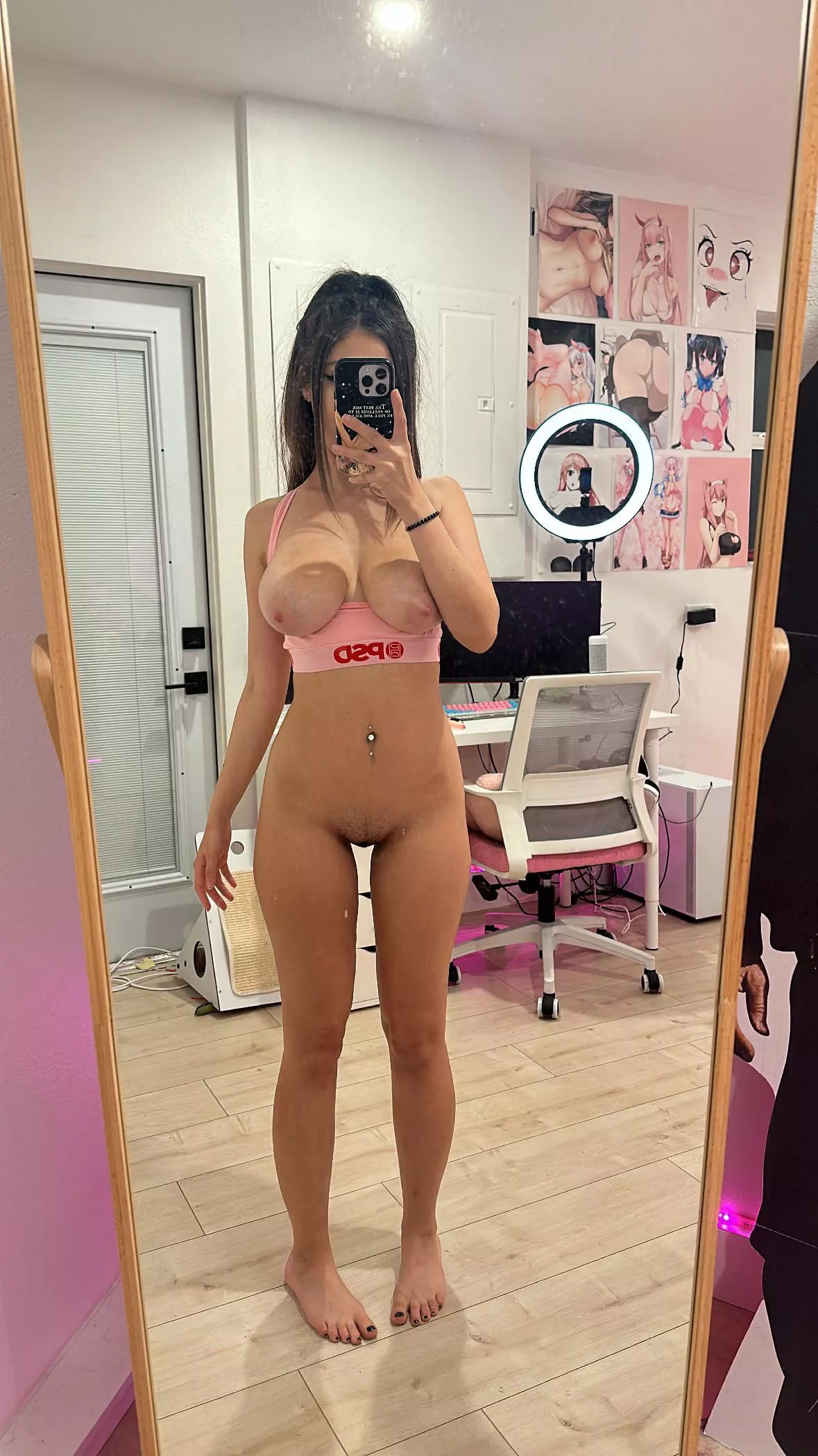 💕95 pounds. 5’1. 32DD’s💕 posted by princesslilmary