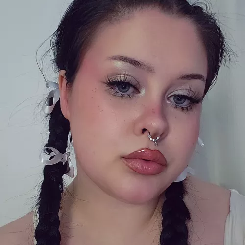 ♡ Angel by lemon_gingerr