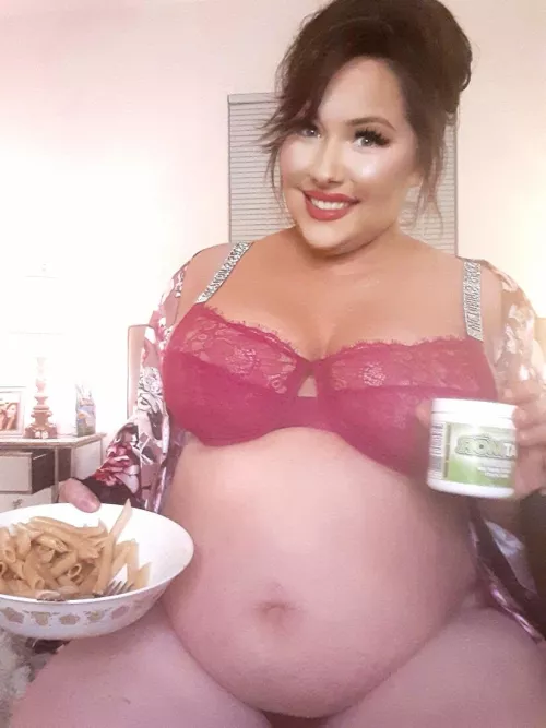 Appetite Enhancers REALLY work😏🐷 by HungrylilKitty1