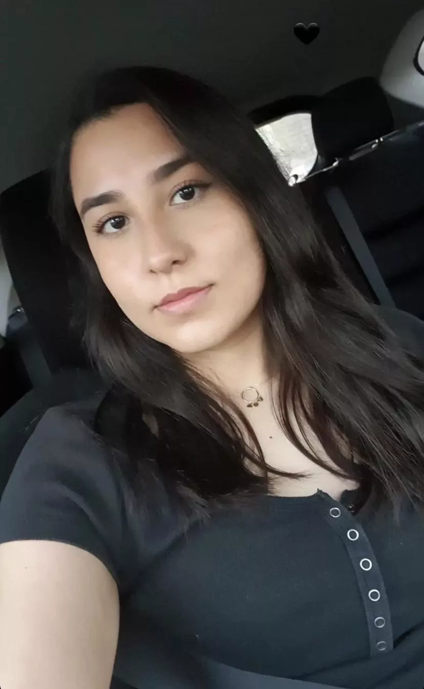 As a third post, I’ve never shown my face completely on last two pics, this post is mainly for that… which are your wishes? What comes to your mind? posted by GlassAffectionate272