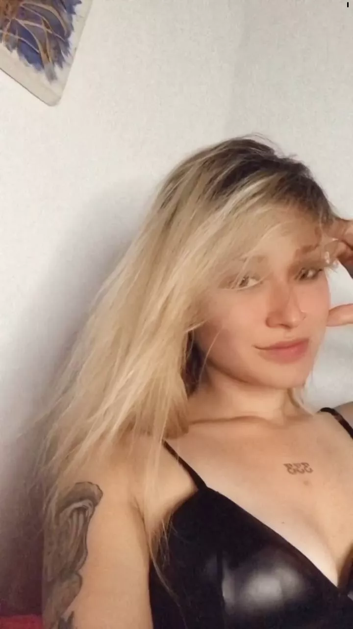 Be mine ❤️ posted by grizzledreaction