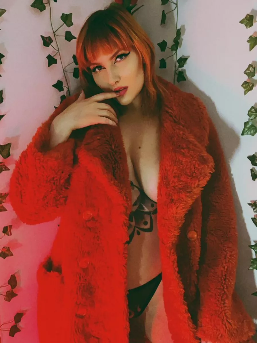 Bossgirl right here posted by Blumerystka