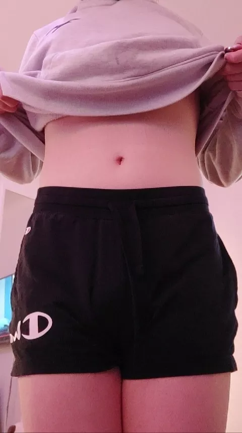 can you grab my waist? posted by Aromatic-Panda-1093