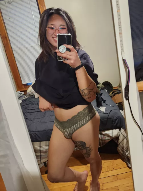 cute n cozy🥰🥰 by ghosty-40hands