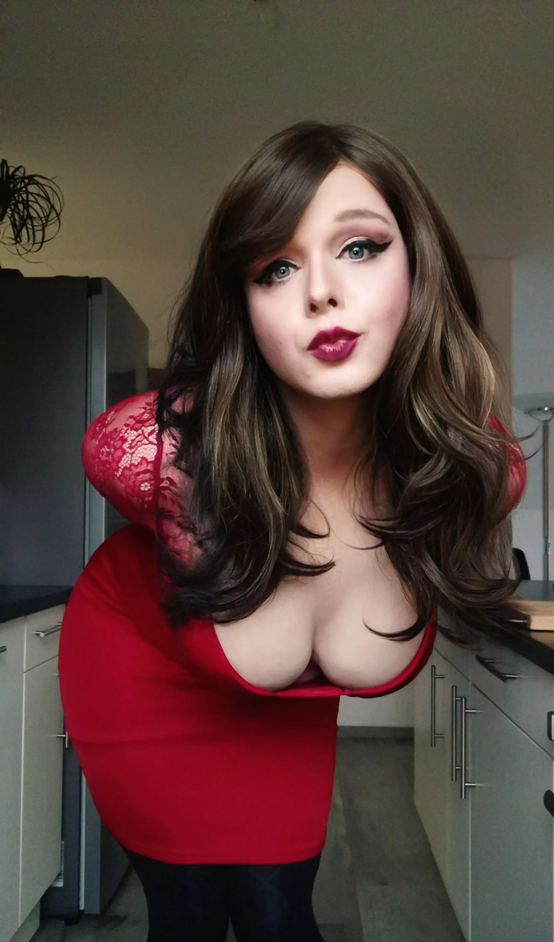 Does this red dress suits me? posted by Evylovesthenight