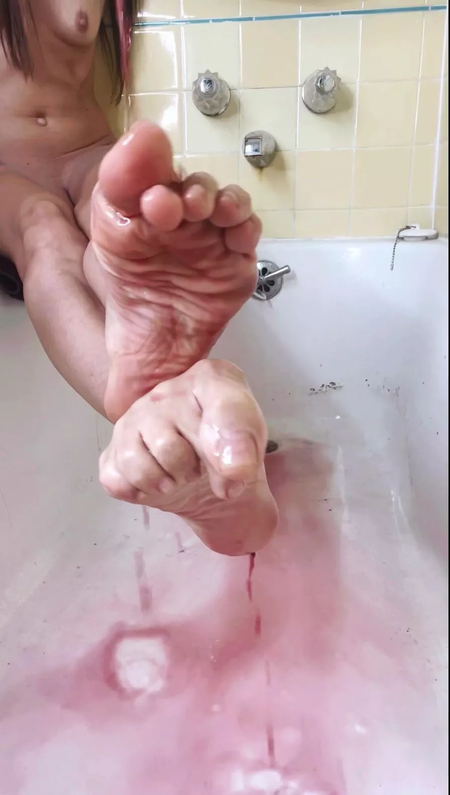 Drink the wine flowing from my toes. Worship my feet. posted by BrettAnne
