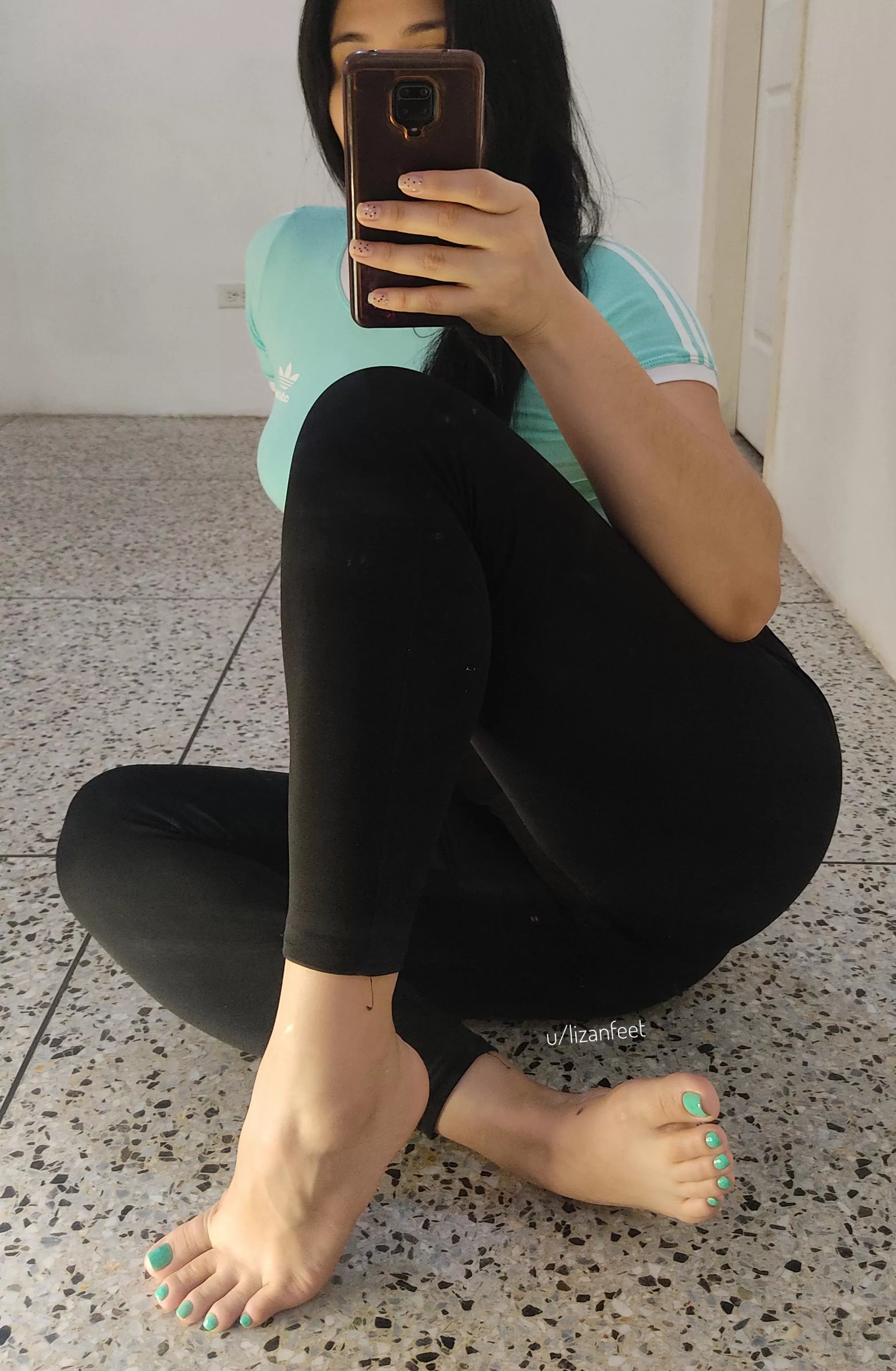 eat my sweaty feet posted by Lizanfeet