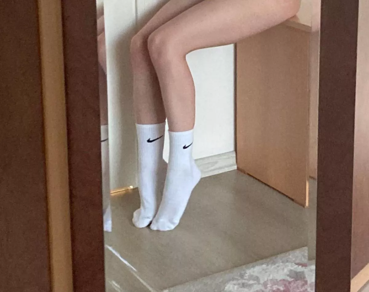 Enjoy my body posted by Ketyy987