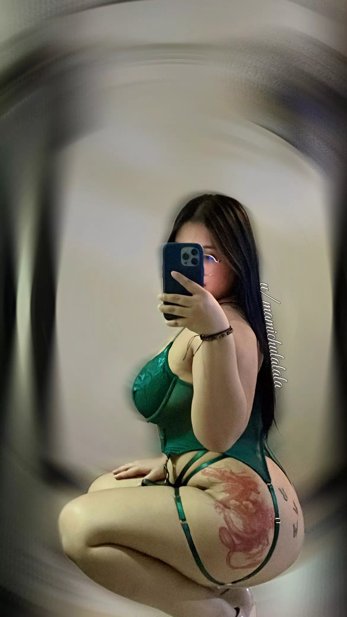 (f) imagine what we can do in this position 🤭 posted by mamichulalala