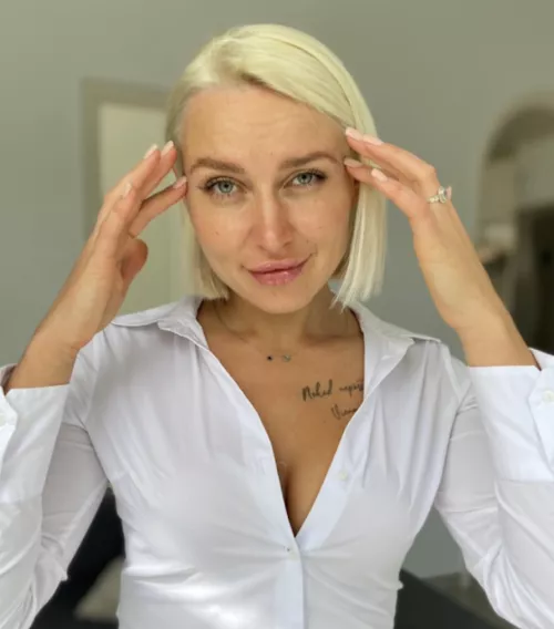 f32 Photo evidence that I can be a good girl. by Striking_Relative242