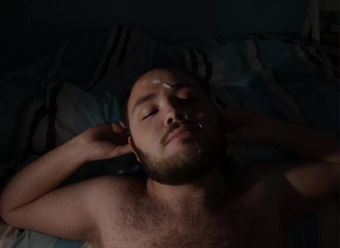 Good night posted by hugoplum