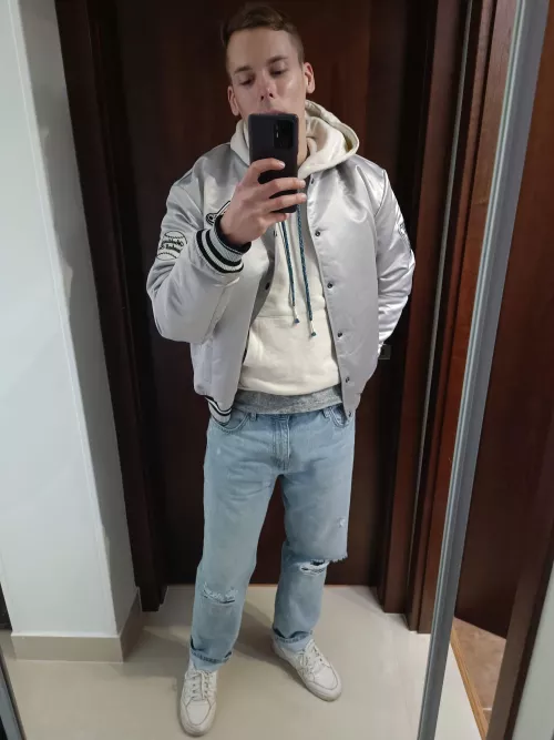 here 😜😜 just an outfit check by OkWasabi5137